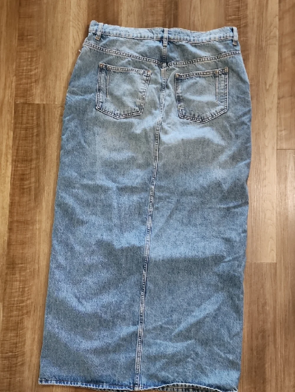 10 Crosby Derek Lam Denim Midi Skirt Front Slit Light Wash High Rise Y2K - Picture 7 of 9